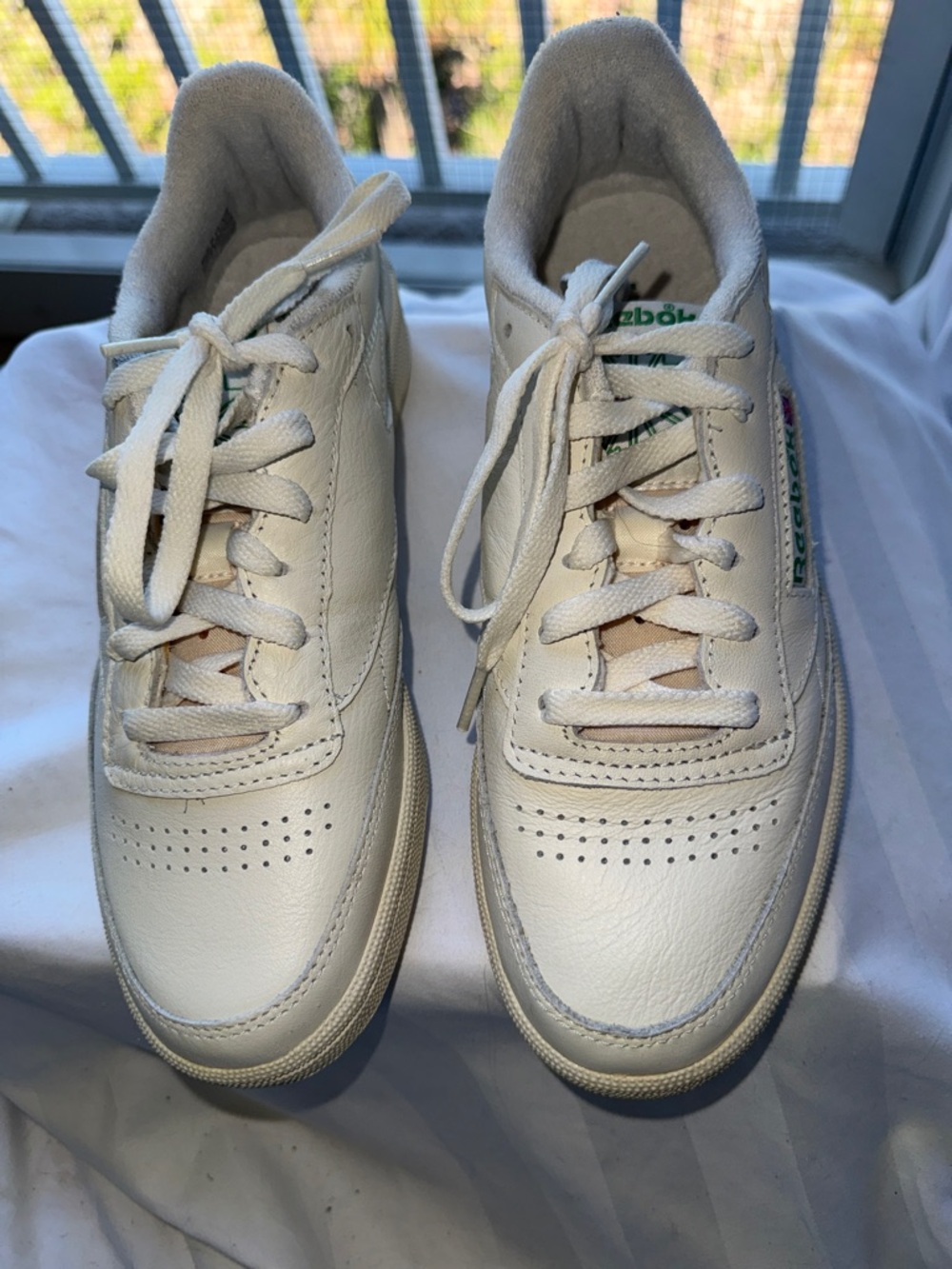 MWOT - Women’s Reebok Club C 85 White Leather Sneakers.